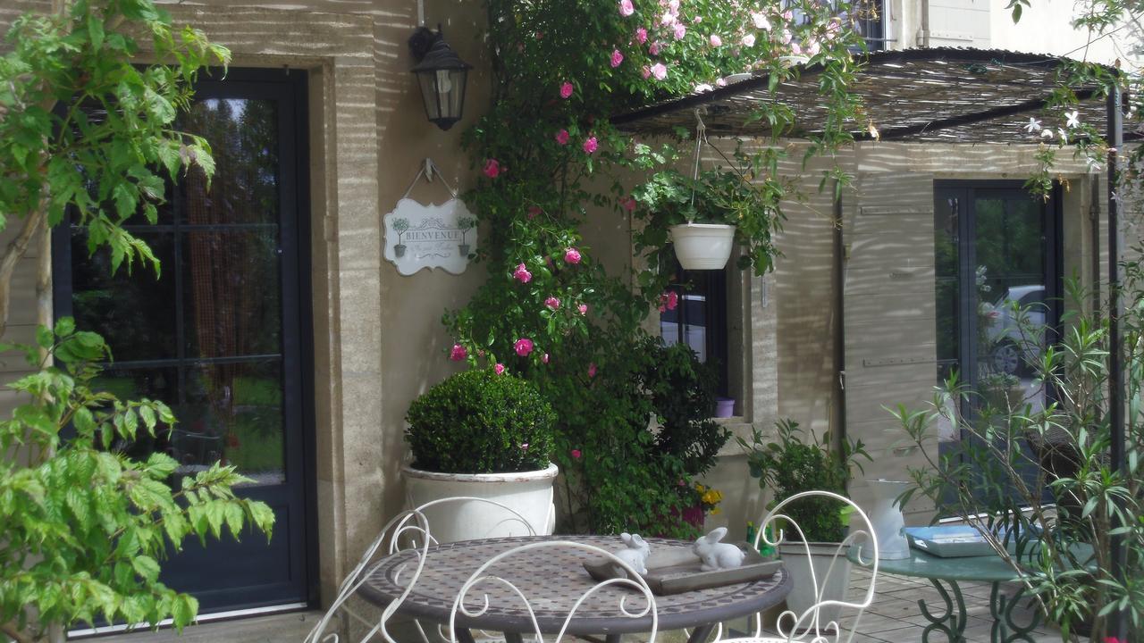 Mas De L'Air - Maison De Charme Bed & Breakfast Noves Exterior photo