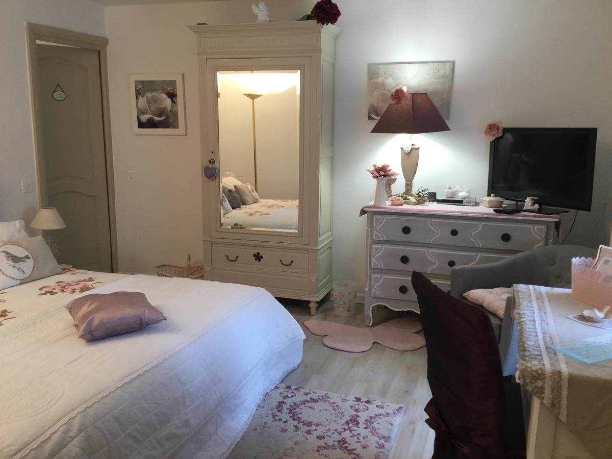 Mas De L'Air - Maison De Charme Bed & Breakfast Noves Exterior photo
