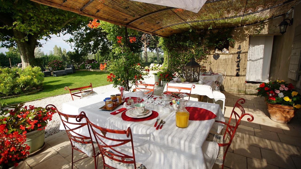 Mas De L'Air - Maison De Charme Bed & Breakfast Noves Exterior photo
